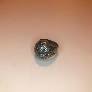 Mystery ring with stones
